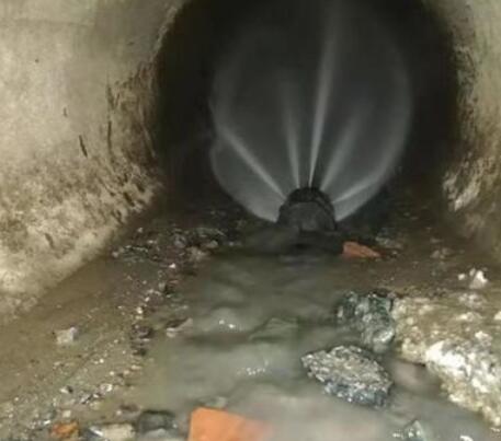 石河镇市政管道清淤